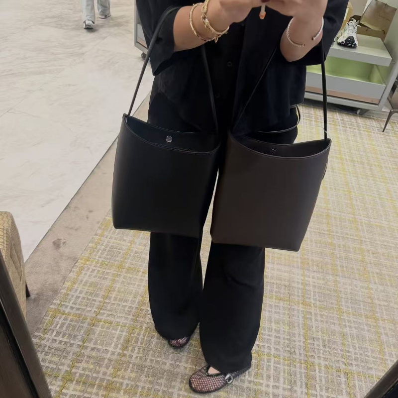 Fashion Smiley-Mouth Shoulder  - Bucket Bag Suede review and price